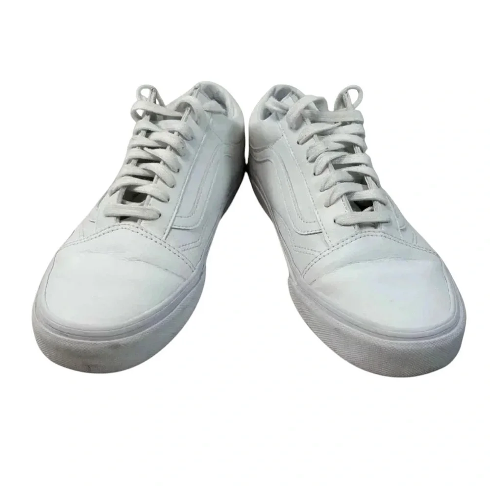 Vans Old Skool Classic Tumble Leather Sneaker Size 9.5 Men White Casual